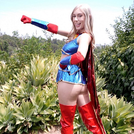 Hot Blonde Cosplay Girl Kay Lovely Poses Outside In Her Sexy Supergirl Outfit